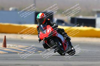 media/Mar-28-2022-Superbike Trackdays (Mon) [[b8603d0f67]]/Novice Group (1130am-12pm)/Turn 2/